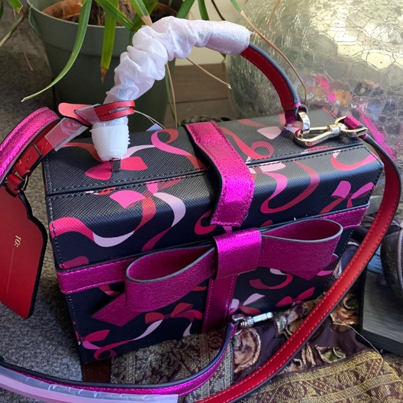 Authentic KATE SPADE Leather gift wrap Crosby/Satchel - Picture 6 of 13